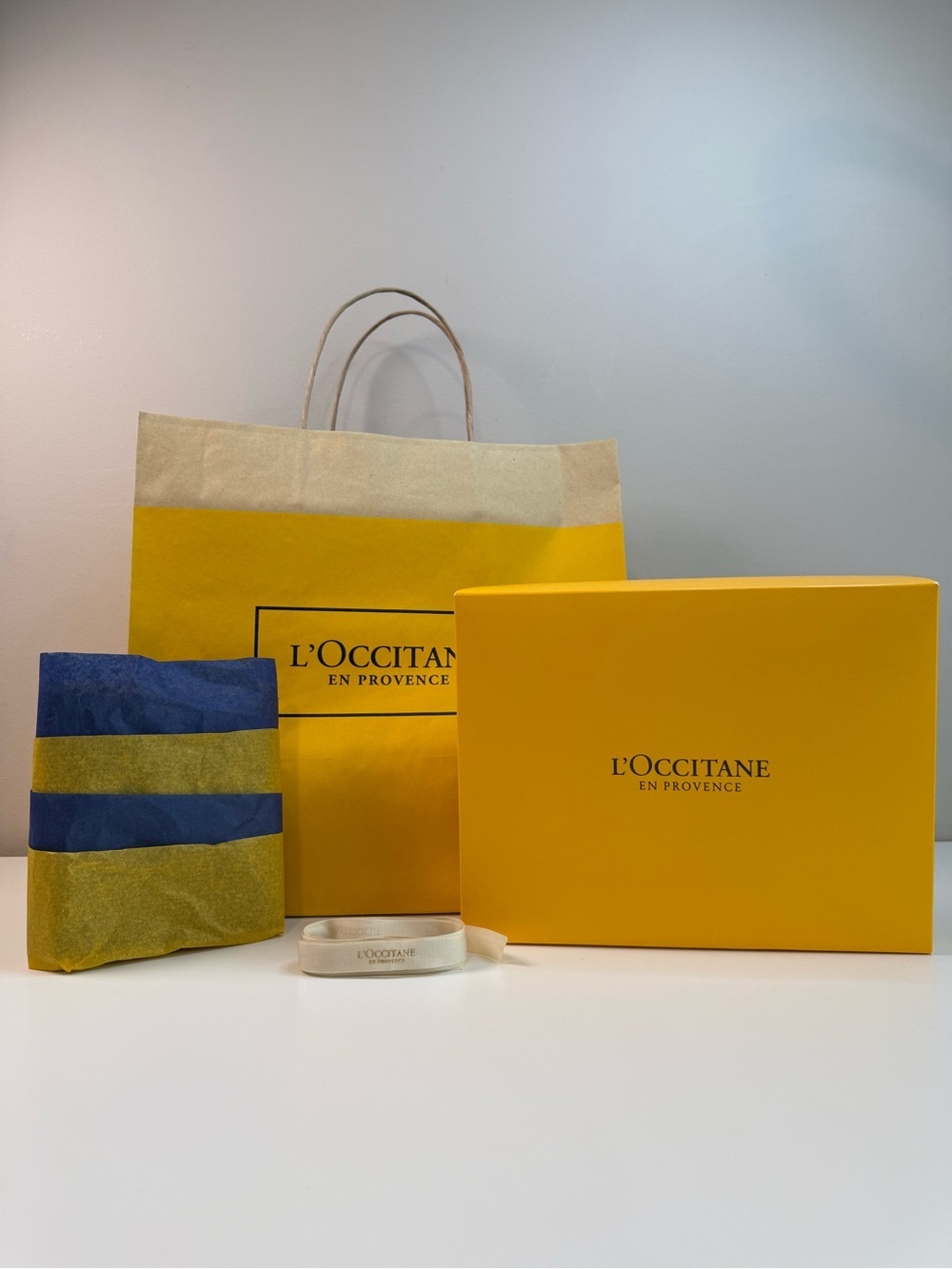 L'Occitane en Provence Gift Box Shopping Bag Packaging Ribbon Tissue Bundle